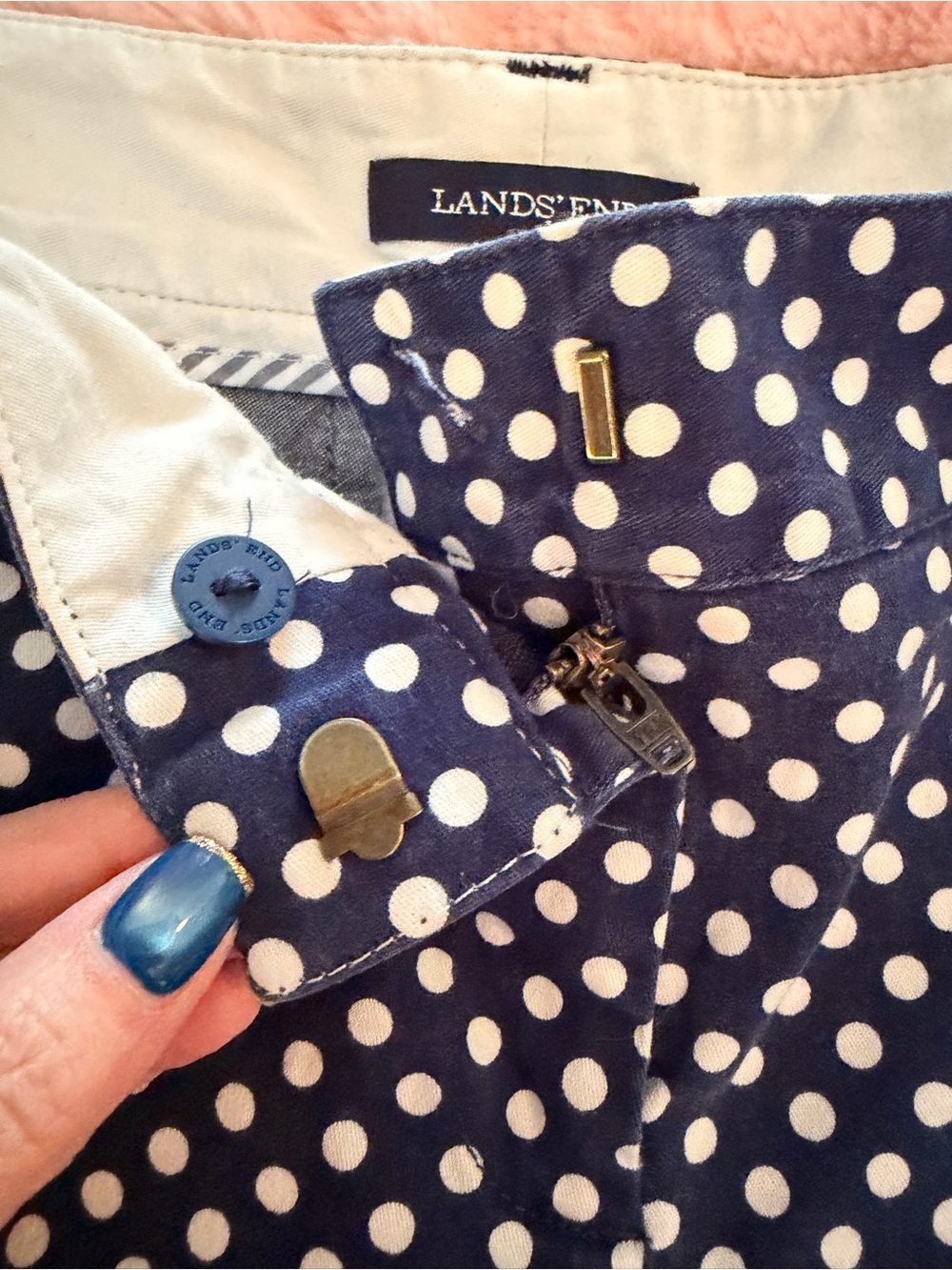 LANDS’ END 6P Petite Not-Too-Low Rise Chino Shorts - Picture 4 of 10